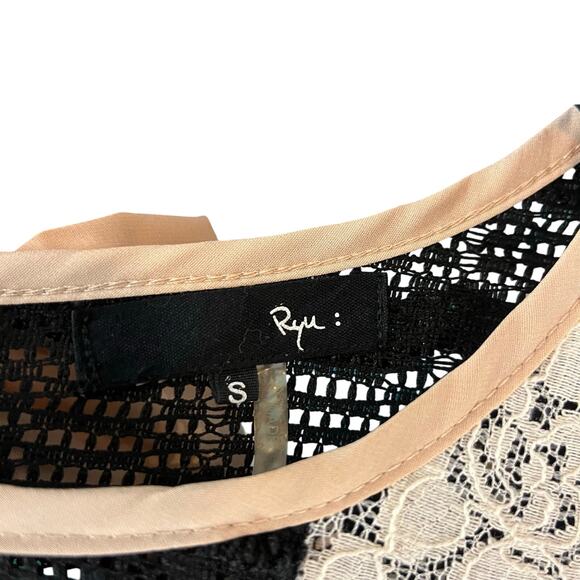 Ryu Anthropologie Black Cream Lace Tulle Overlay Small Dress Top - Picture 2 of 5